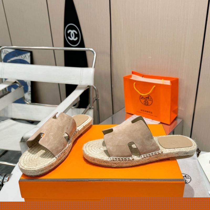 H**mes slippers